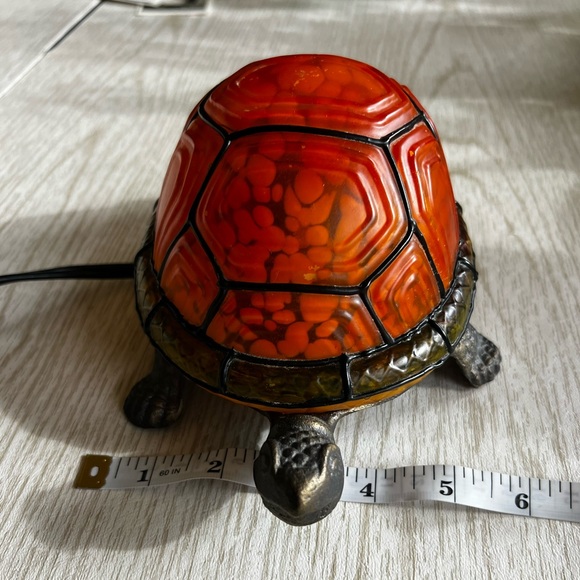 Tiffany Style Amber Glass Turtle Table Lamp - Metal Base Removable Shell - Picture 11 of 17